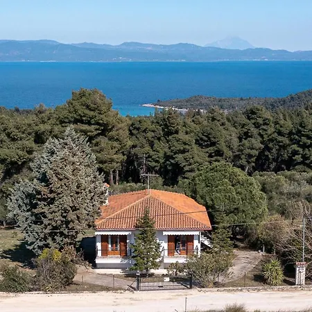 Holiday home Tranquil Cottage, #feelslikehome